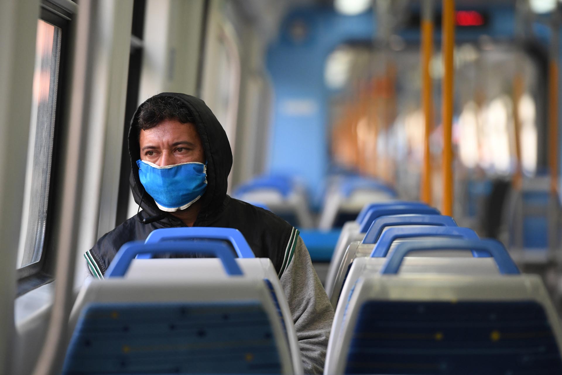 Pandemia: Inicia la etapa de “convivencia con el virus” y el barbijo ya no es obligatorio