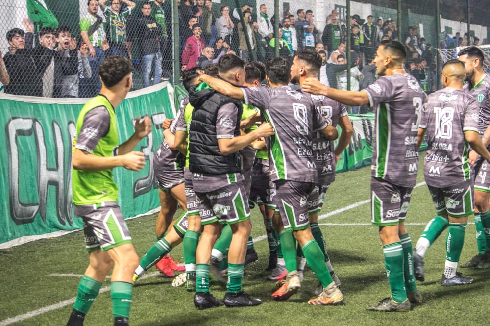 Deportivo Laferrere Victoriano Arenas