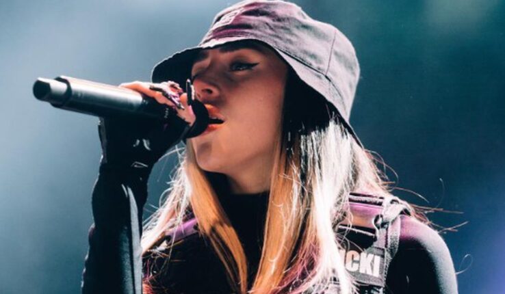 Nicki Nicole por Moreno