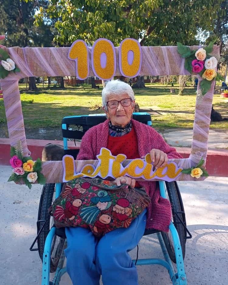 abuela 100 años