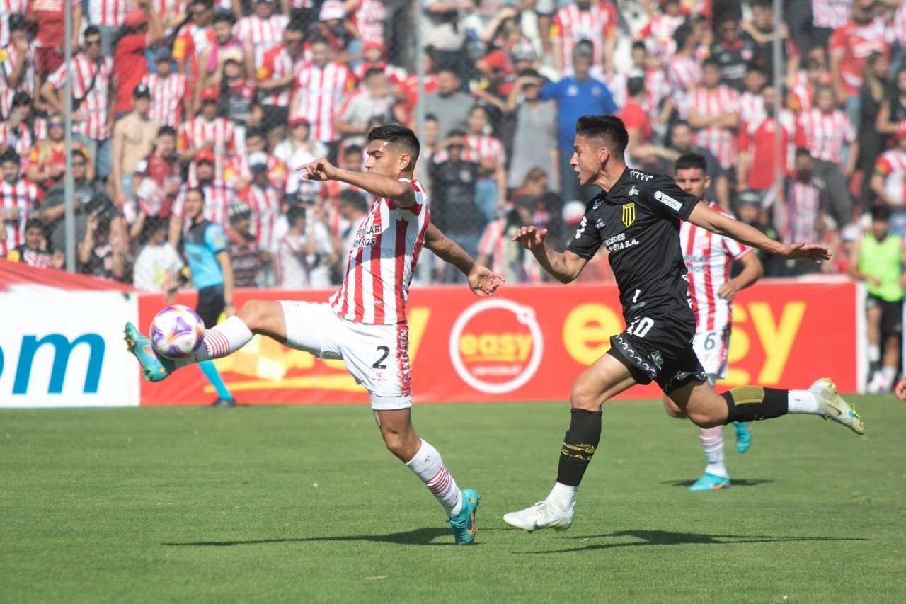 Almirante Brown recibe a Defensores de Belgrano