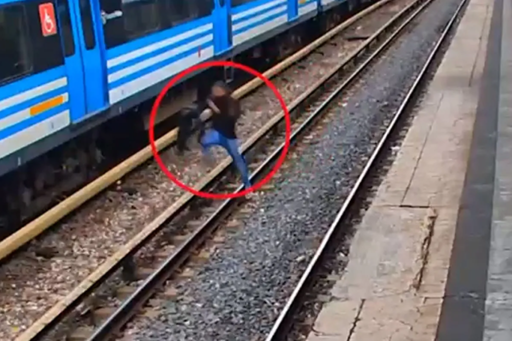 Tren Sarmiento Persecución