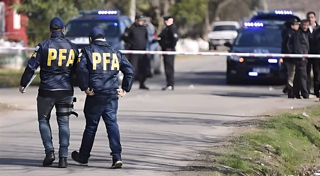 Ciudad Evita Policía Delincuentes