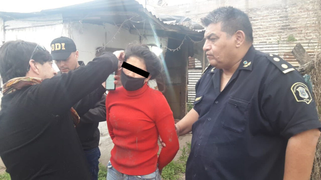 Rafael Castillo Perpetua Bebé