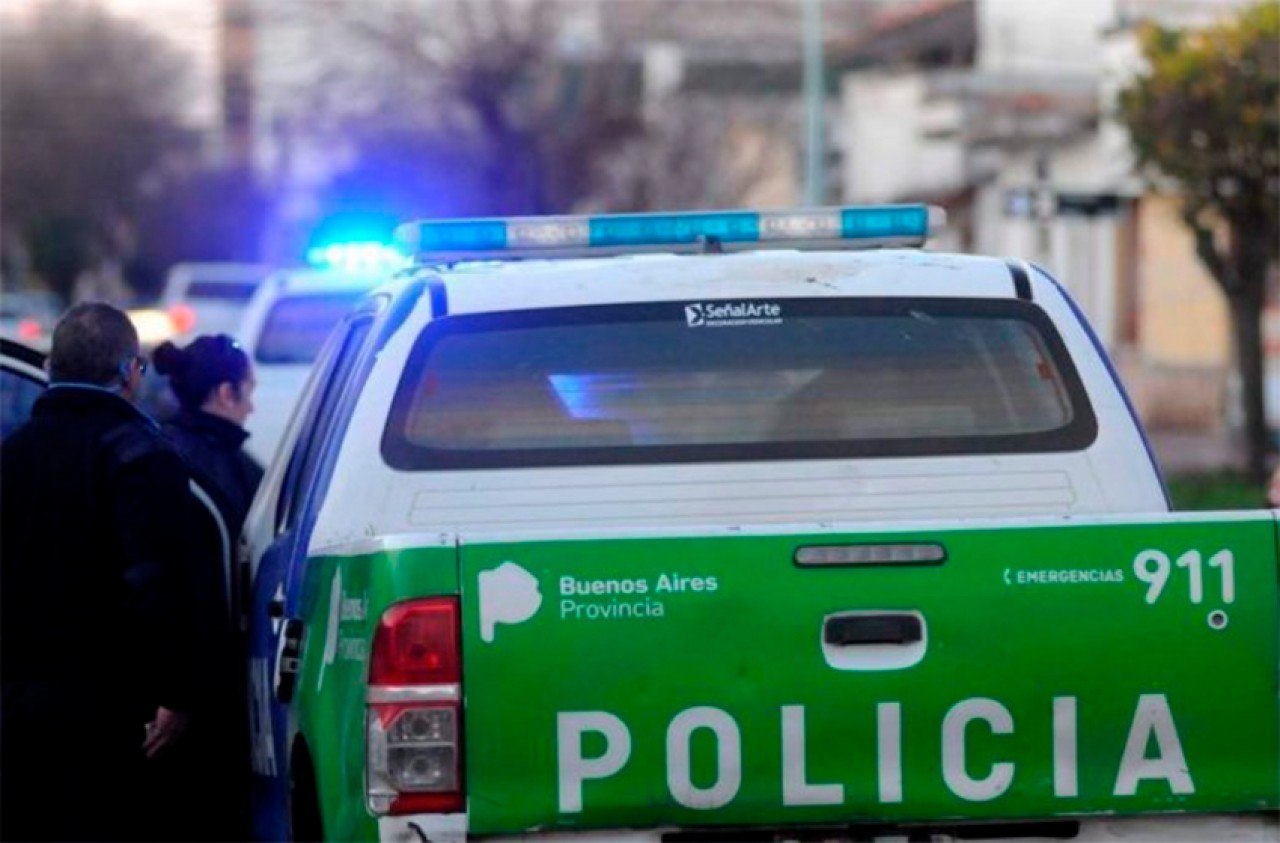 Matan a joven de un balazo y aprehenden a un policía federal