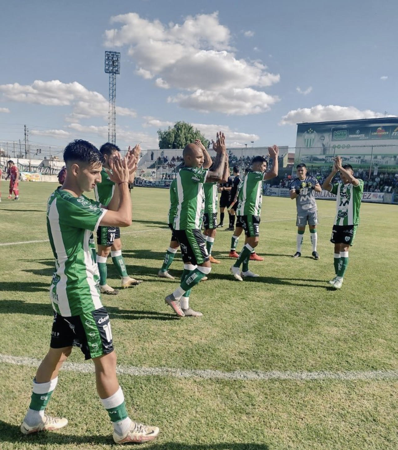 Primera C: Laferrere fue derrotado por Luján en su casa