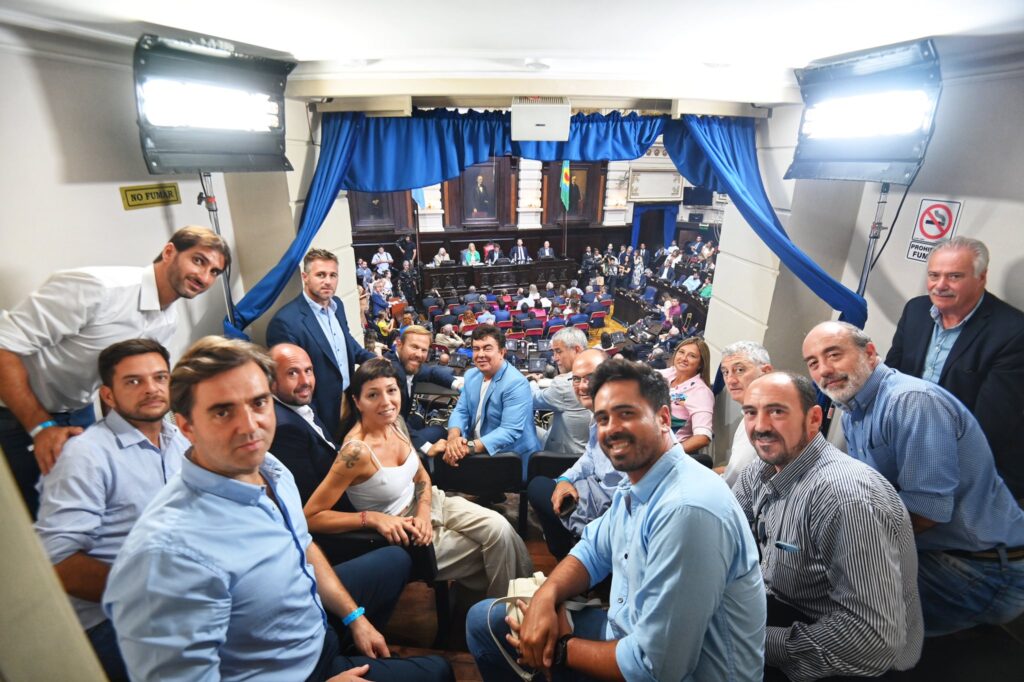 Espinoza Asamblea Legislativa