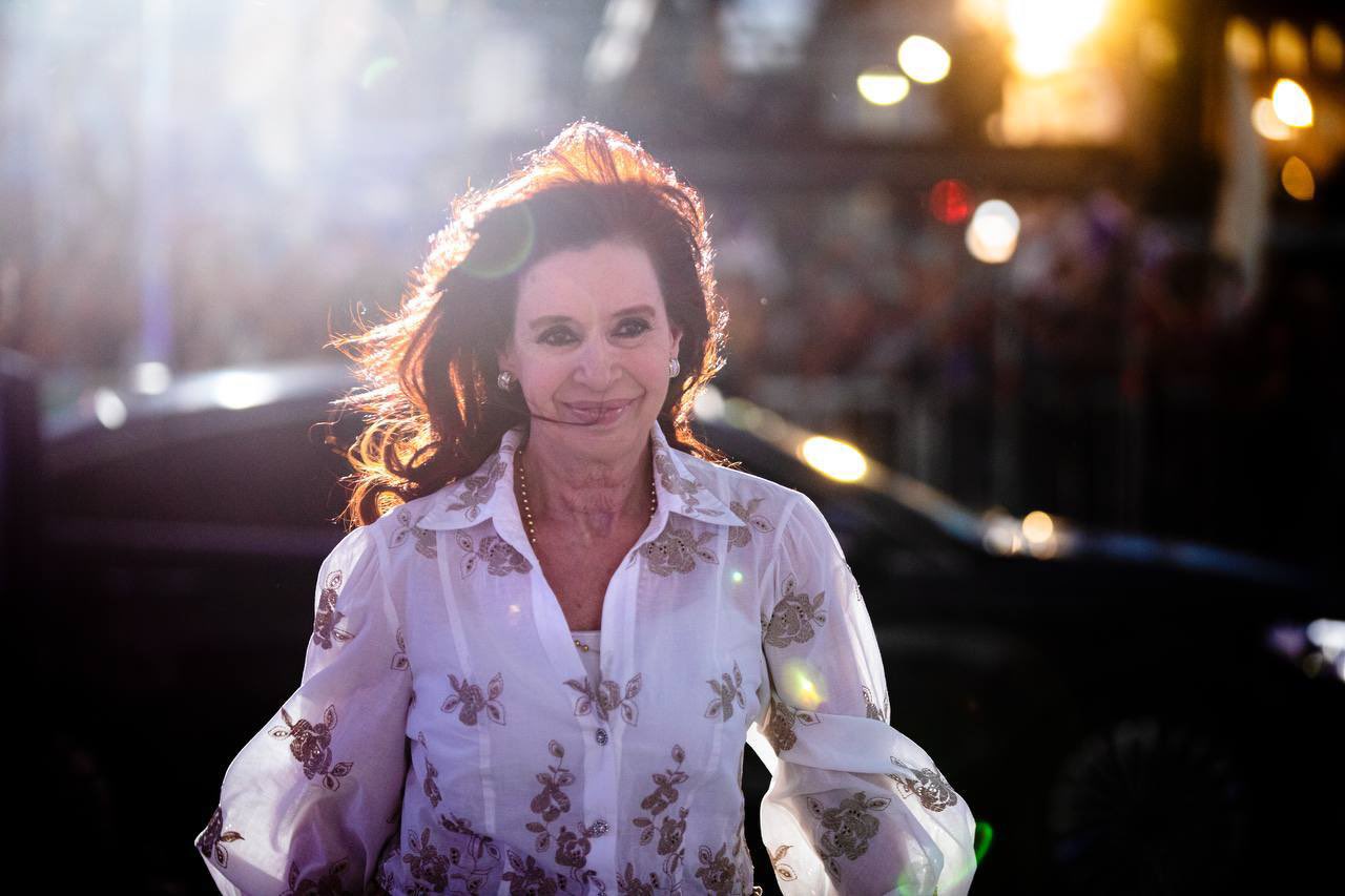 Cristina: “Tenemos que reconstruir el país que Macri hizo percha, no me importa si me meten presa”