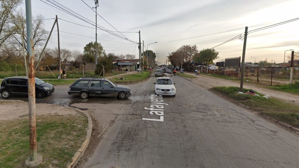 Merlo Adolescente Robo Colectivo