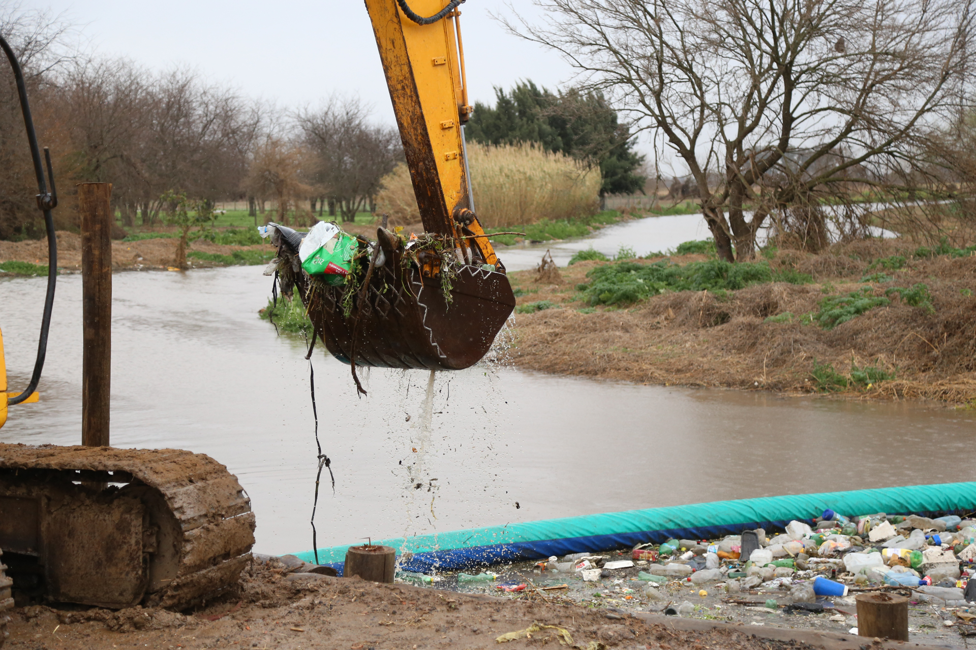 Acumar inicia limpieza de arroyos críticos en La Matanza y otros distritos de la cuenca Riachuelo