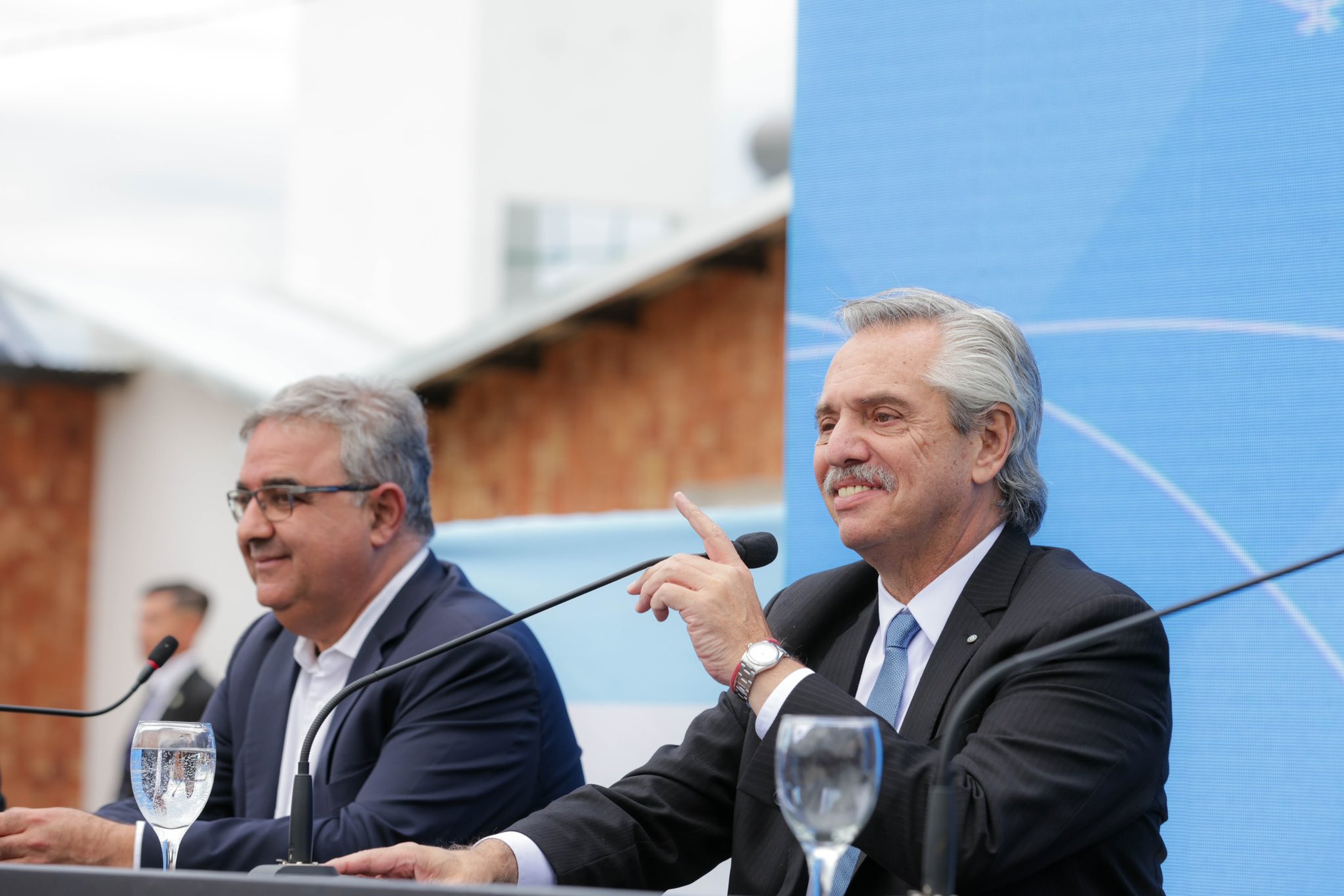 Alberto Fernández: “La Argentina ha pasado mil problemas en la historia y siempre se puso de pie”