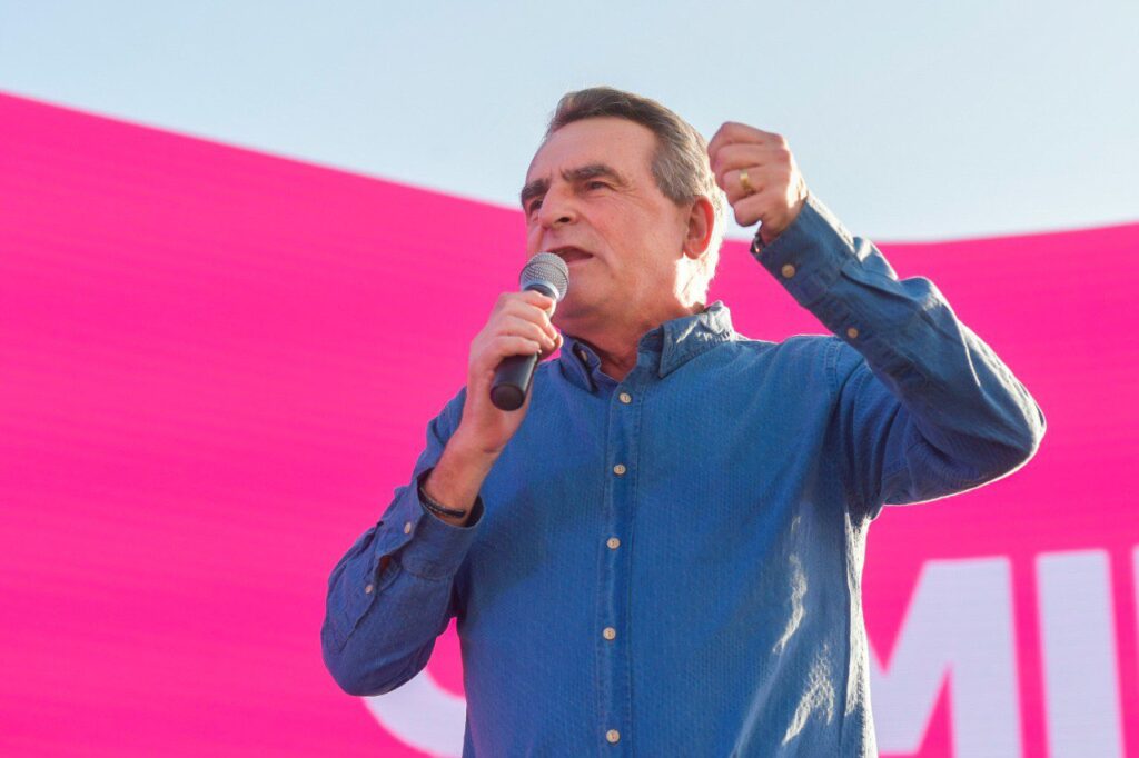 Agustín Rossi presentó su candidatura a presidente por una Argentina “con igualdad, inclusión y crecimiento”