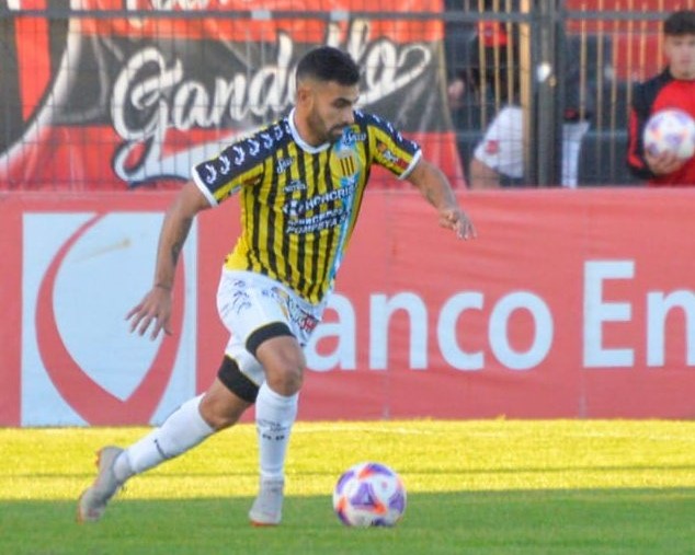 Almirante Brown recibe a Almagro y podría confirmar a Gustavo Pinto como DT