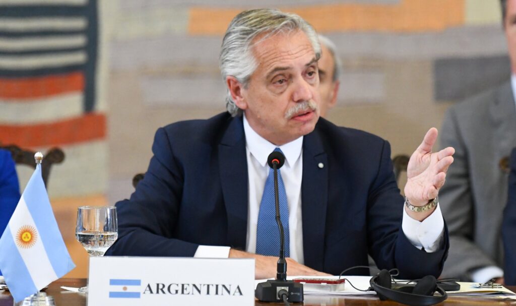 Alberto Presidente Funcionarios Casa