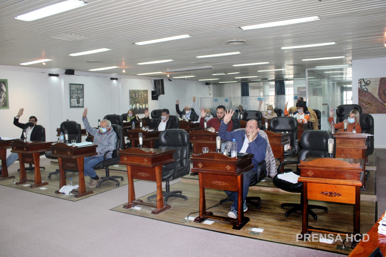 Juan Romero – FIT La Matanza: “El bloque de Juntos se retiró del recinto del HCD porque defiende a Morales”