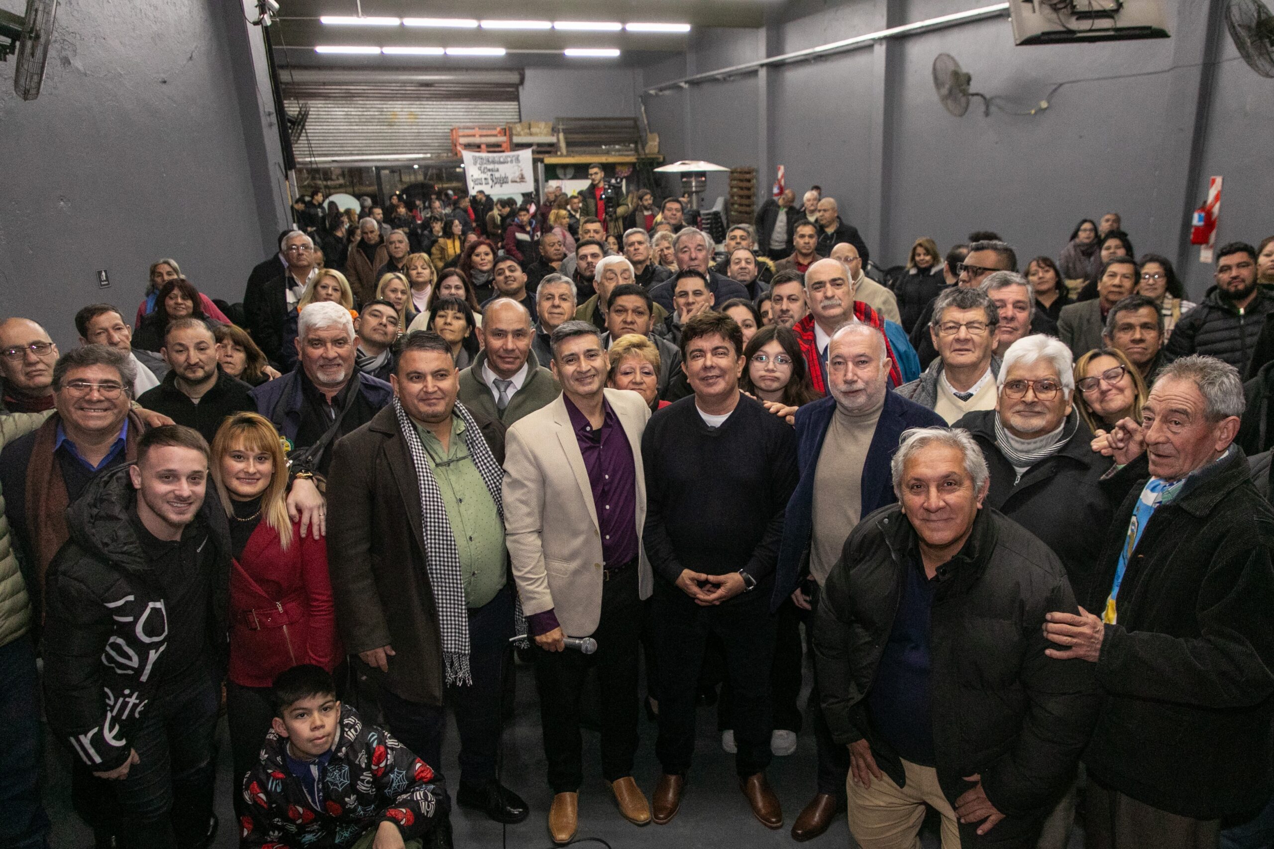Fernando Espinoza participó de un encuentro junto a más de 150 iglesias evangélicas de La Matanza