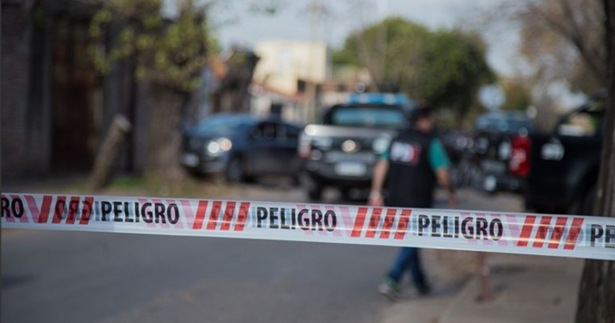Matan a tiros a un joven en La Tablada e investigan presunto ajuste de cuentas