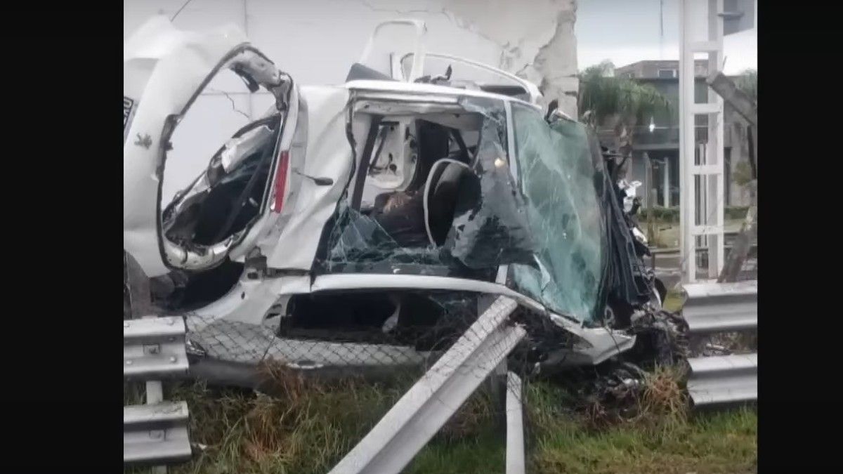 Accidente fatal: 3 chicas murieron al chocar en acceso oeste