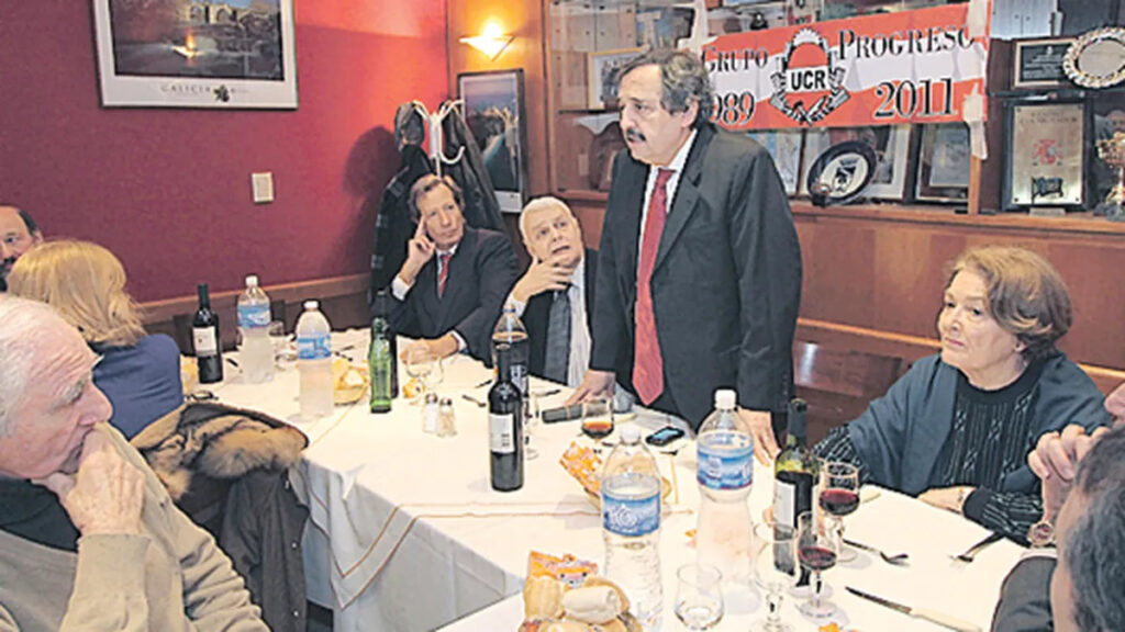 el radicalismo apoyará a Massa en el balotaje