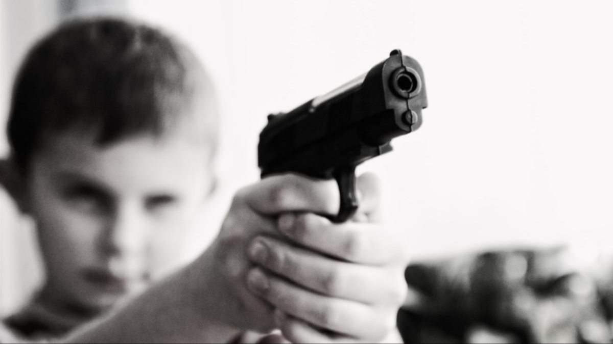 Con 13 años le disparo a su papá en la cabeza: “Este no golpea más”