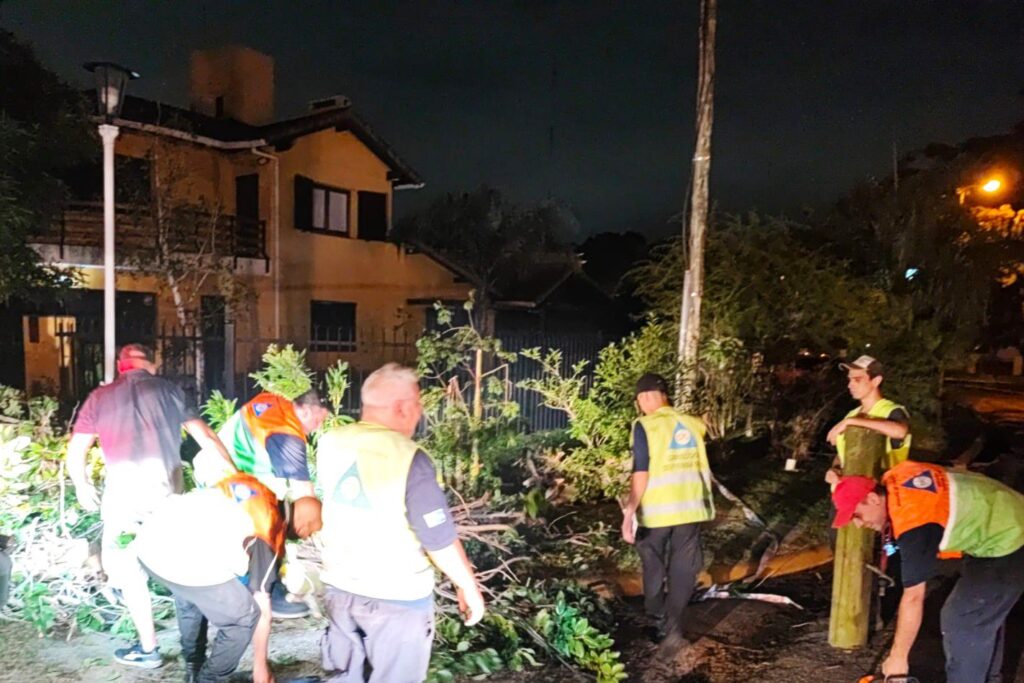 Temporal en La Matanza: Espinoza desplegó un comité de emergencia ante las fuertes tormentas