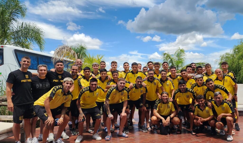 Almirante Brown jugó los últimos partidos de pretemporada