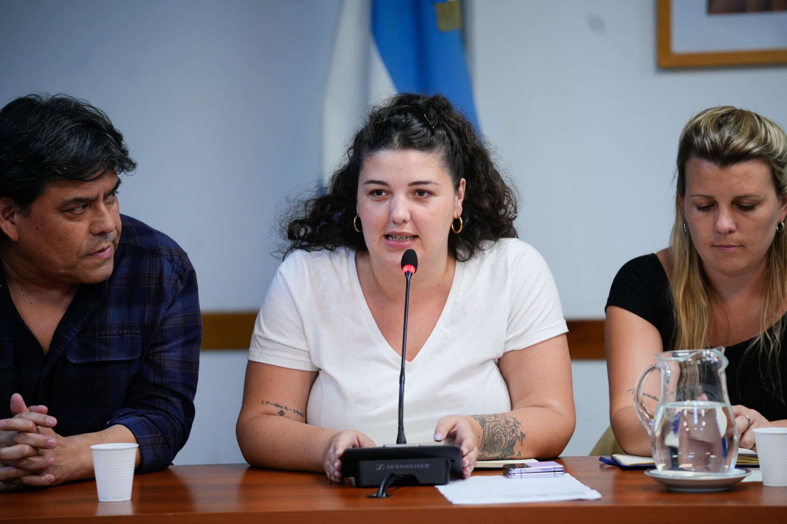 Miembros de la Mesa del Encuentro matancera visitaron el Congreso para expresarse en contra de la Ley Ómnibus y el DNU