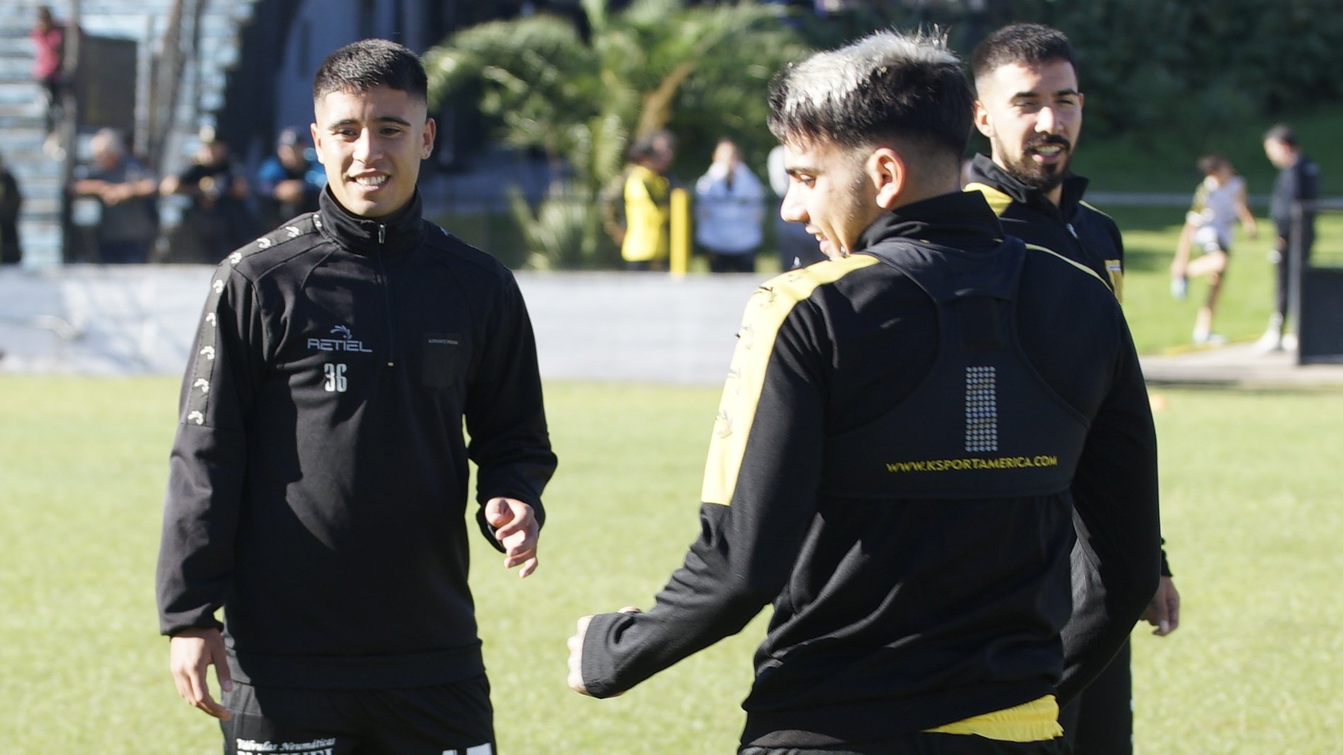 Almirante busca la victoria contra Brown de Adrogué