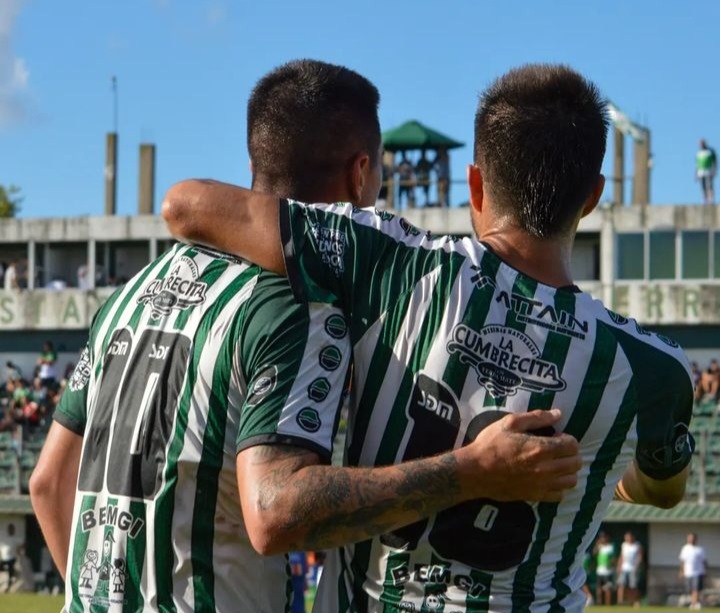 Deportivo Laferrere empató 2-2 en casa ante Colegiales