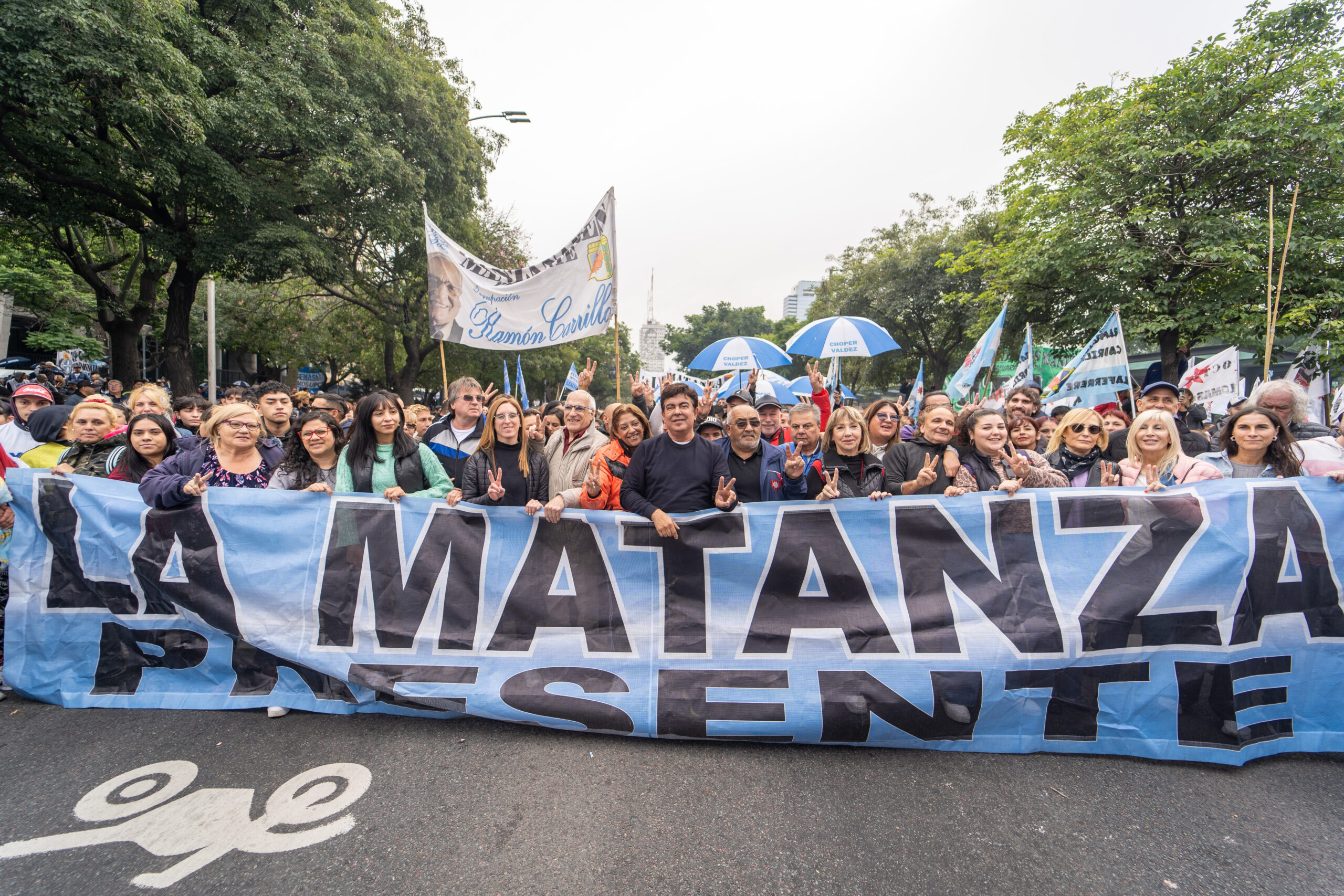 Fernando Espinoza: “Estaremos siempre donde hay que estar, en las calles, junto a los trabajadores, los estudiantes y cada argentino”