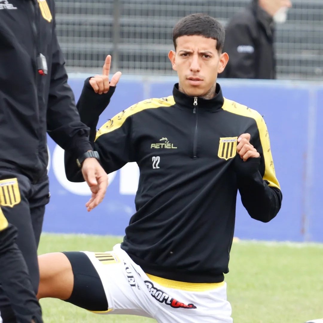 Almirante quiere levantarse contra Chaco For Ever