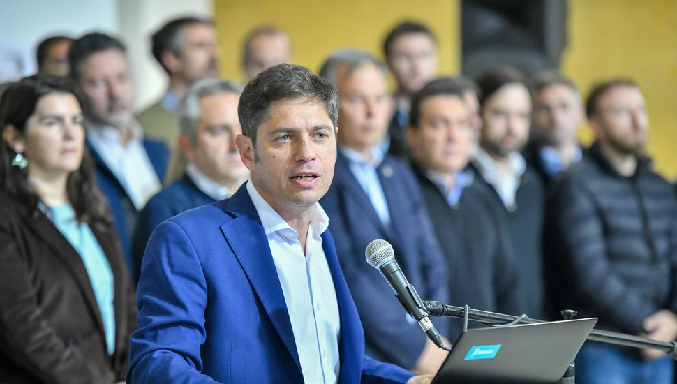 Kicillof: “Reclamamos en nombre de los 17 millones de bonaerenses que son damnificados por los recortes ilegales del Gobierno nacional”