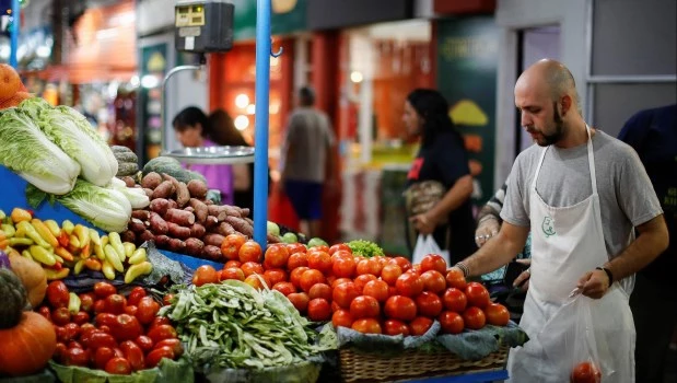 Del campo a la góndola, los precios de los agroalimentos se multiplicaron por 3,3 veces en junio