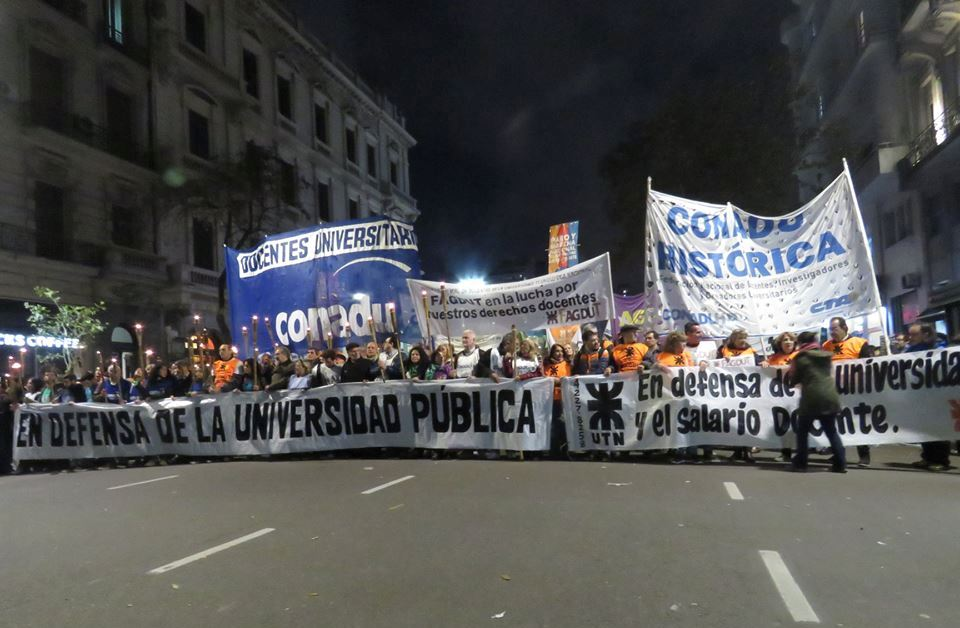 Paro universitario: por qué hace huelga el sector docente