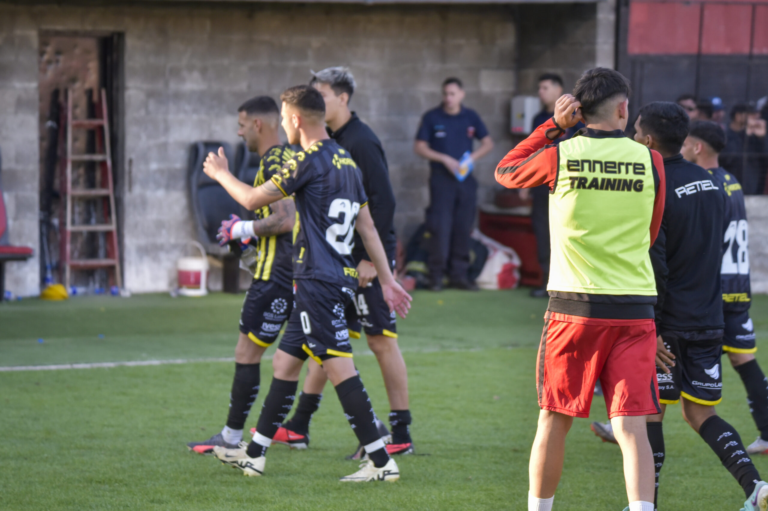 Almirante perdió por goleada y preocupa su situación