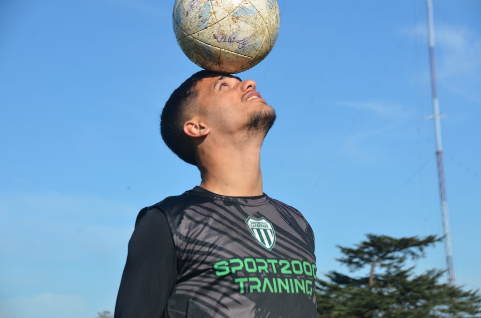 via Laferrere anfitrión contra UAI Urquiza