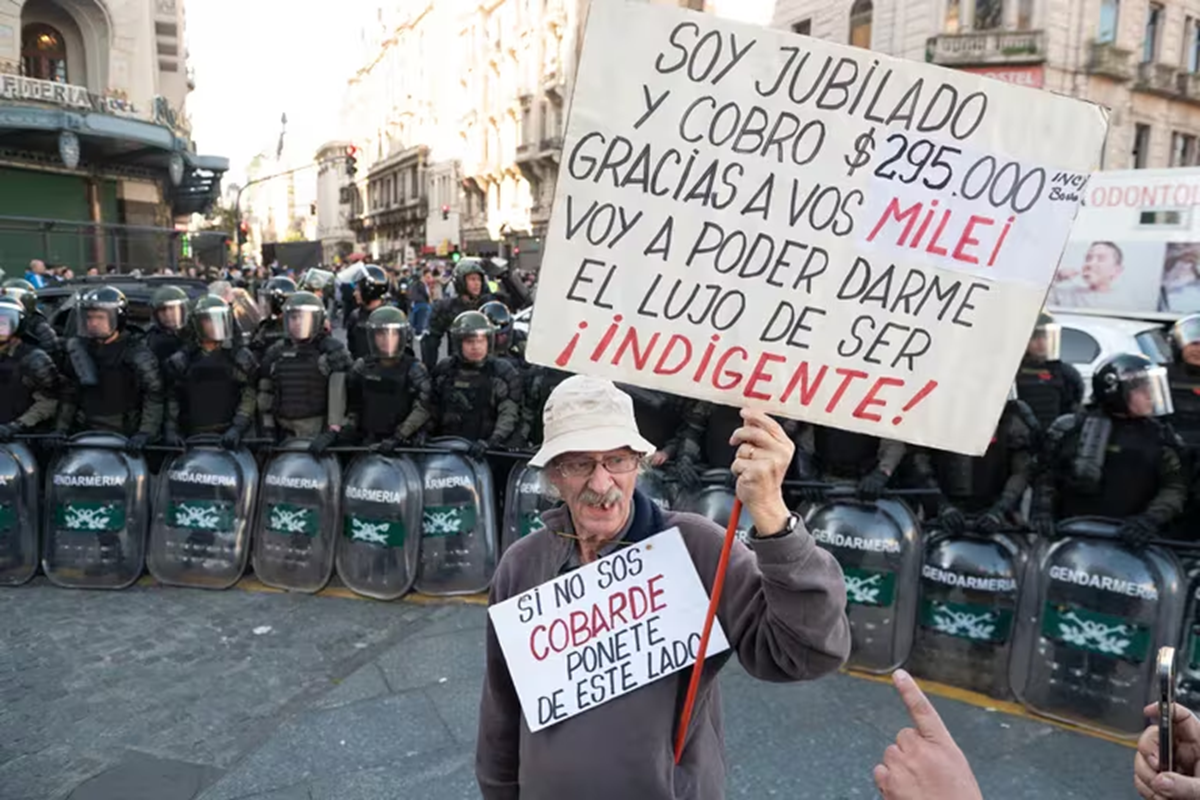 LA MOVILIZACIÓN POR JUBILADOS SE ADELANTA TRAS LA REPRESIÓN EN CONGRESO