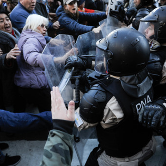 MOVILIZACIÓN JUBILADOS REPRESIÓN CONGRESO