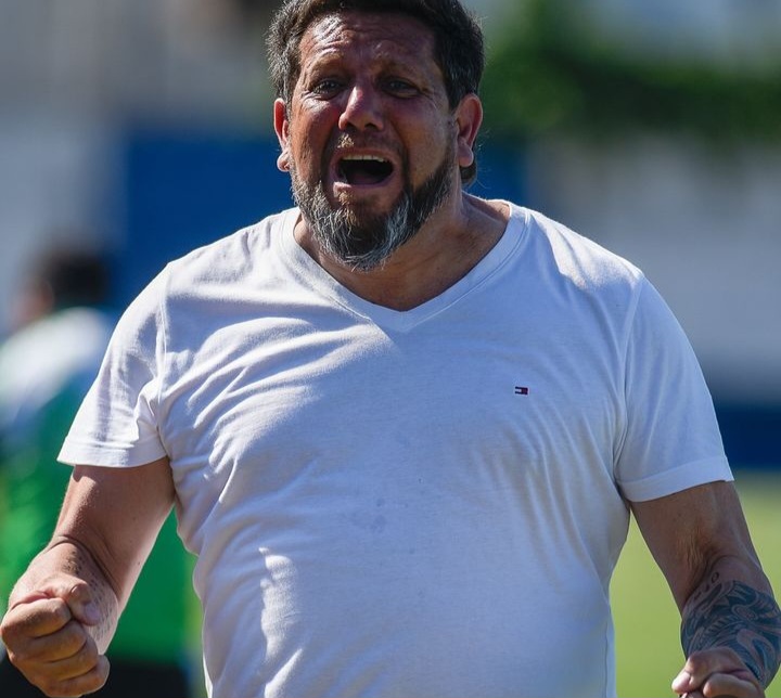  Deportivo Laferrere victoria Cañuelas salvó