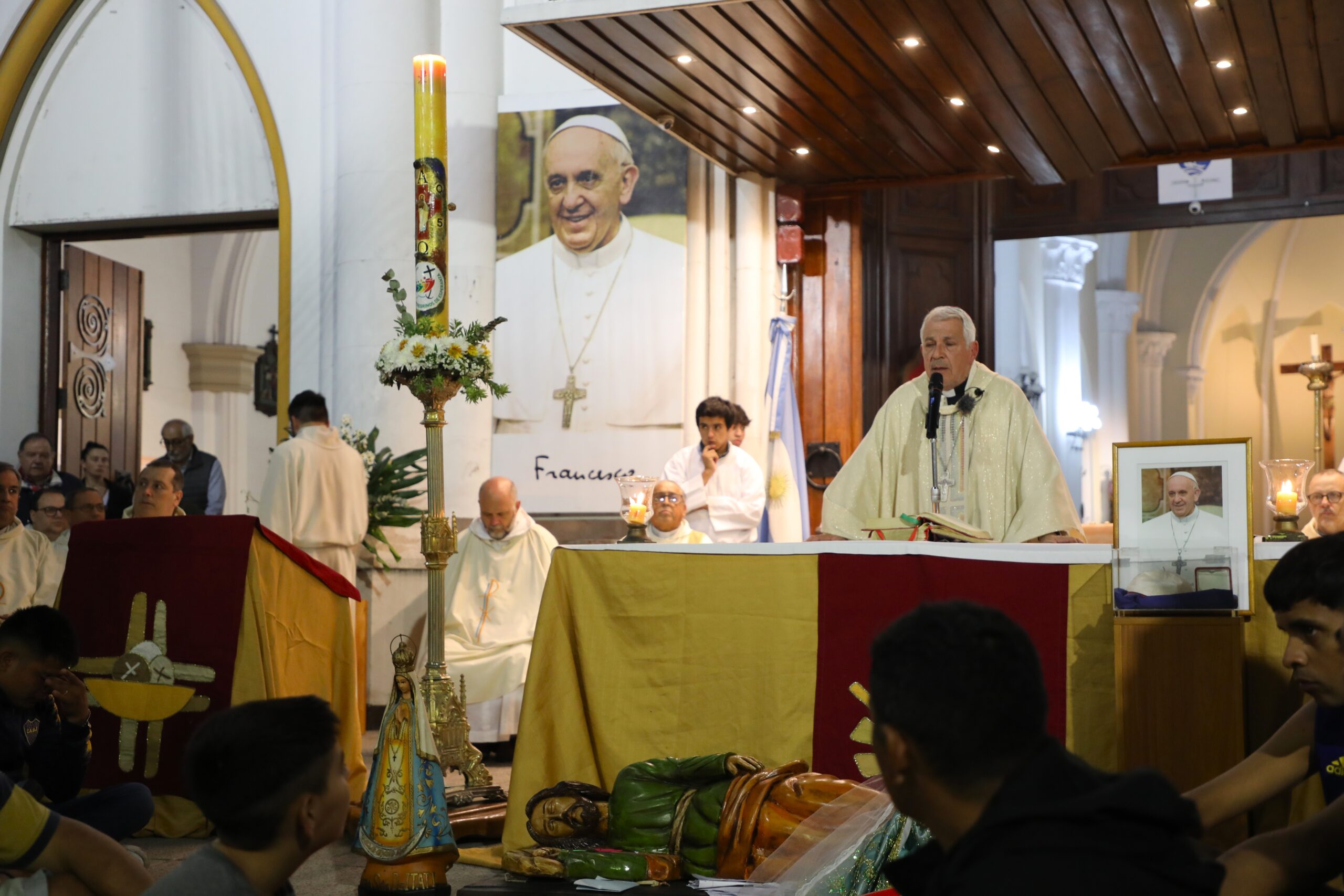Misa multitudinaria en La Matanza en homenaje al Papa Francisco