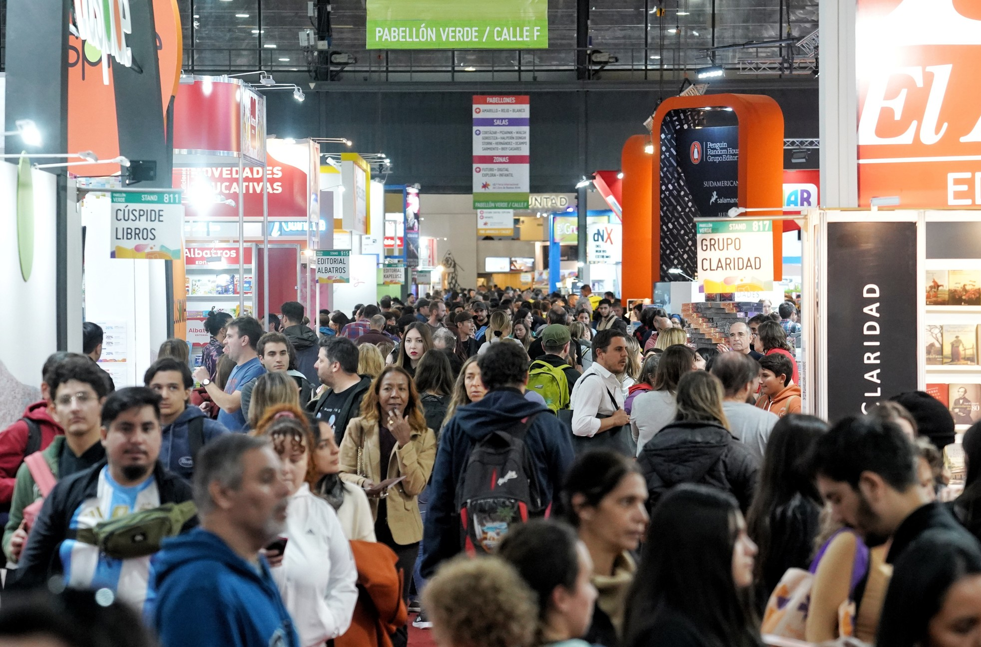 La Feria Internacional del Libro 2025 abre sus puertas con una propuesta cultural renovada