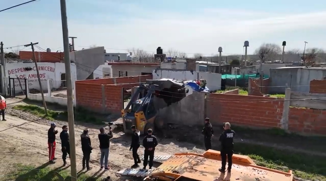 Otro golpe al narcotráfico en La Matanza: Continúan los derrumbes de búnkers de drogas