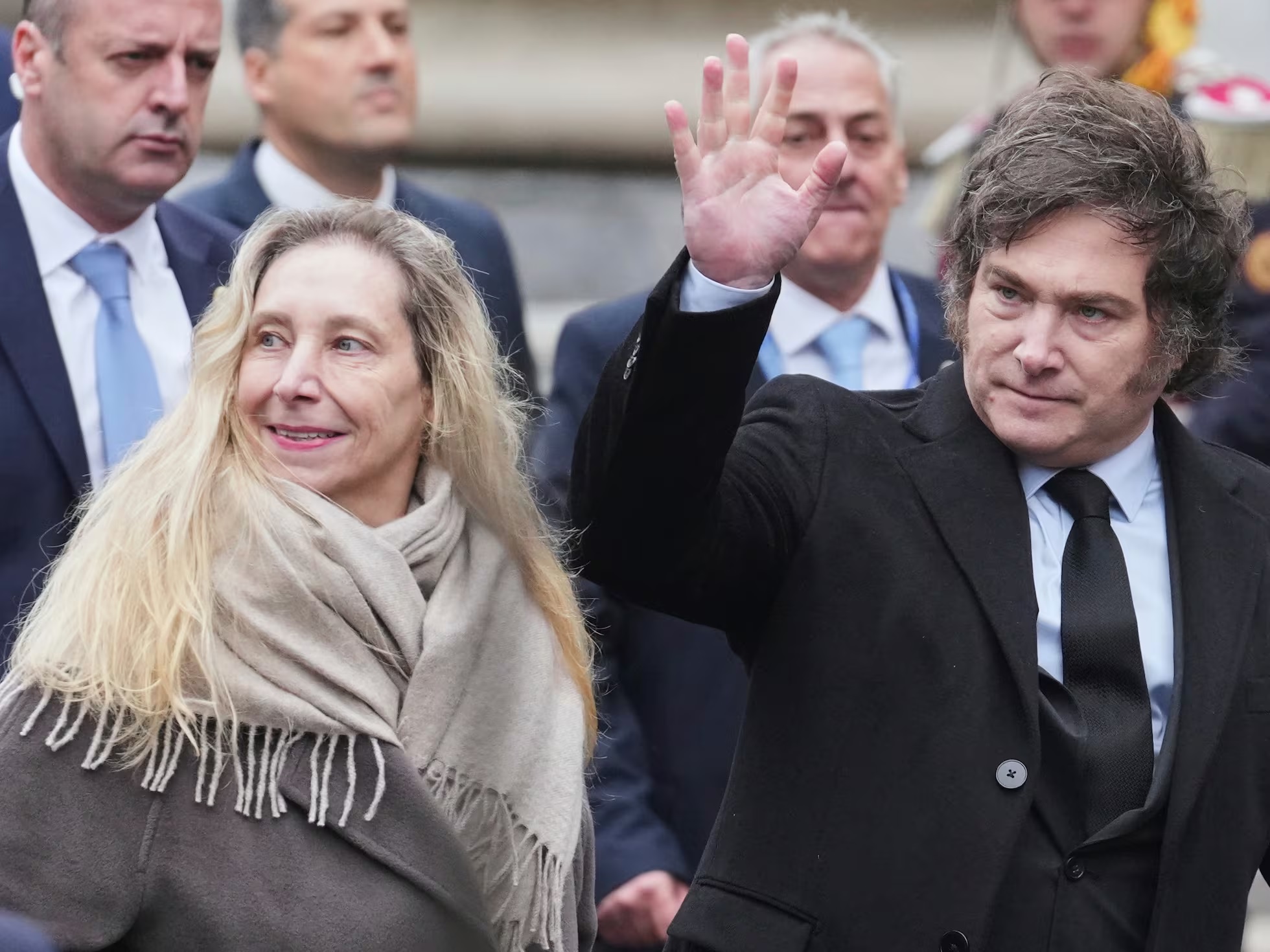 $Libra: una causa judicial en EE.UU. salpica a todo el entorno presidencial argentino