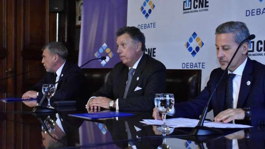 La Cámara Electoral ordenó que los resultados del domingo se publiquen por provincia y no de forma nacional