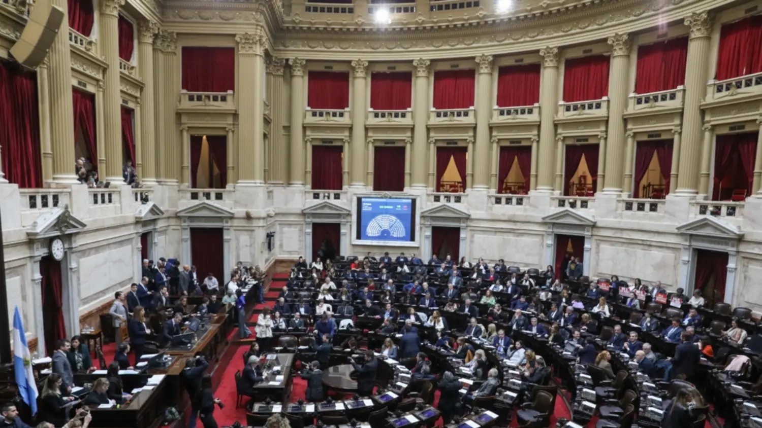 El Gobierno promulgó las leyes de financiamiento universitario y emergencia pediátrica, pero suspendió su ejecución hasta definir fondos