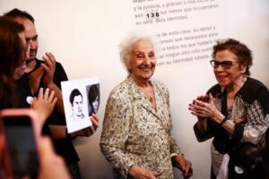 Abuelas de Plaza de Mayo cierra su campaña “Soy de Abuelas” en el Día por el Derecho a la Identidad