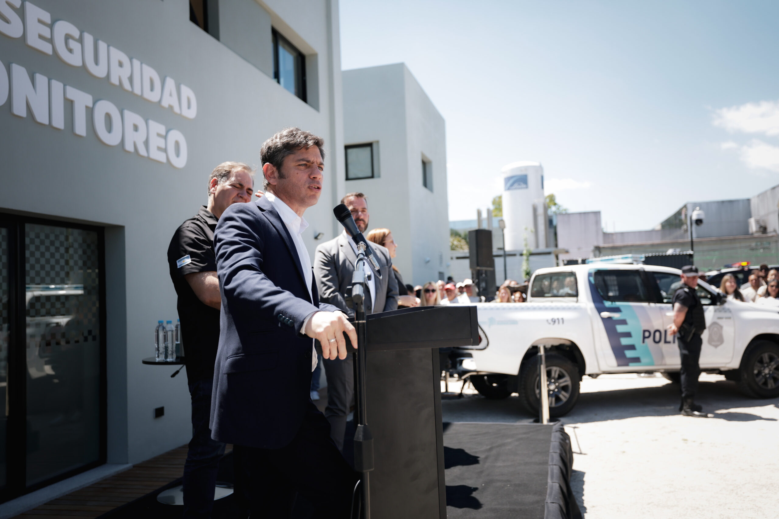 Kicillof entregó nuevos patrulleros para fortalecer la seguridad