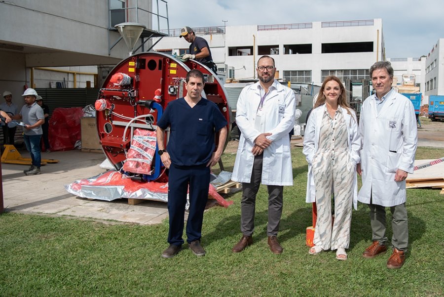 El Garrahan recibió un dispositivo tecnológico para tratar el cáncer infantil único en el país