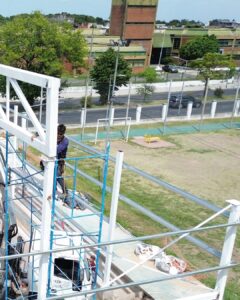 Avanza la renovación integral del playón deportivo del Parque José Hernández en San Martín