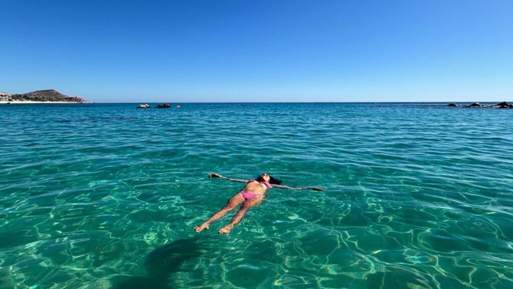 A dónde viajan los famosos de vacaciones y qué destinos marcan tendencia